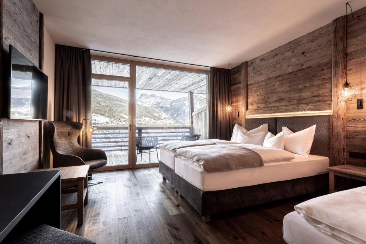 Hotel Niblea Dolomites Ortisei Exterior photo